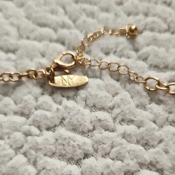 Statement Elegant Gold and White Druzy Necklace - Picture 3 of 5